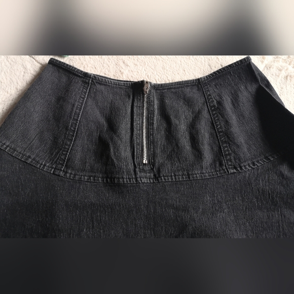 New skirt - Picture 5 of 10